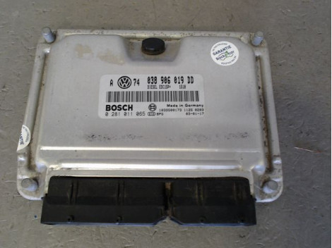 CALCULATEUR MOTEUR VOLKSWAGEN GOLF