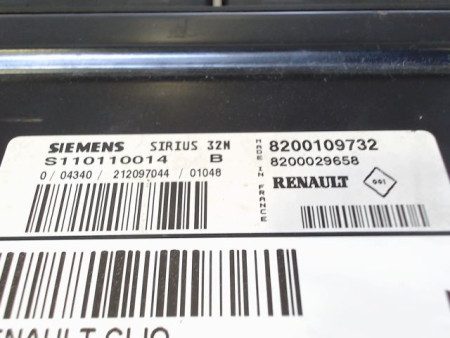 CALCULATEUR MOTEUR RENAULT CLIO