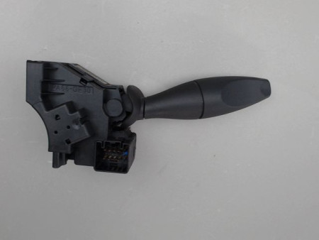 COMMANDE CLIGNOTANT FORD FOCUS