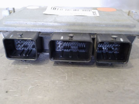 CALCULATEUR MOTEUR FORD FIESTA