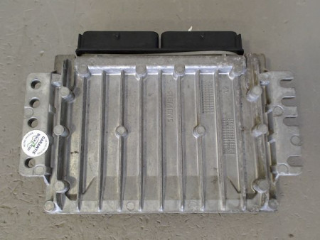 CALCULATEUR MOTEUR RENAULT MEGANE