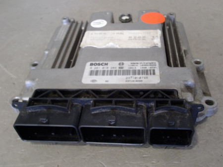 CALCULATEUR MOTEUR RENAULT MEGANE