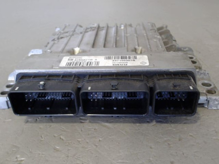 CALCULATEUR MOTEUR RENAULT MEGANE