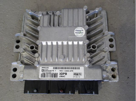 CALCULATEUR MOTEUR FORD FOCUS