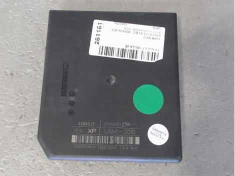 BOITE A FUSIBLES RENAULT MEGANE