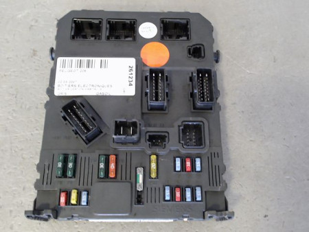 BOITIER GESTION HABITACLE PEUGEOT 206