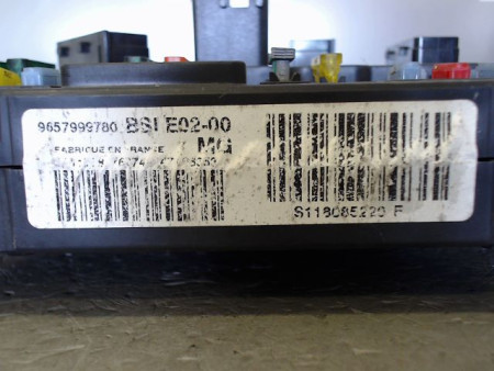 BOITIER GESTION HABITACLE PEUGEOT 206