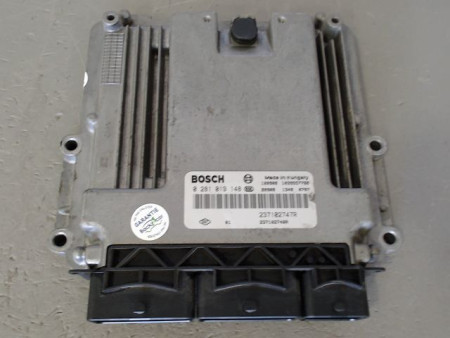 CALCULATEUR MOTEUR RENAULT CLIO