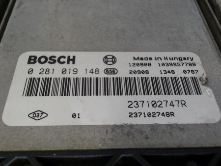 CALCULATEUR MOTEUR RENAULT CLIO