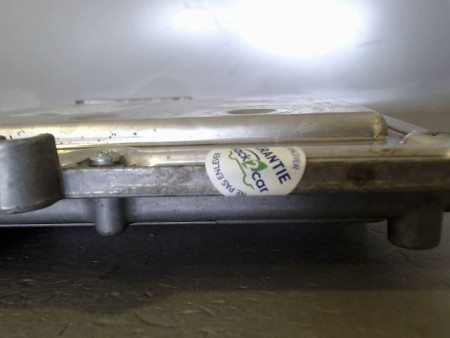 CALCULATEUR MOTEUR RENAULT CLIO