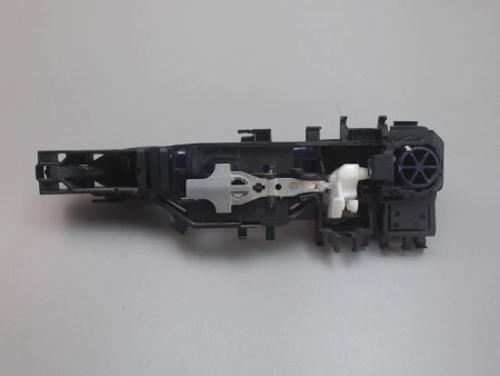 POIGNEE EXTERIEURE PORTE AVANT DROIT RENAULT MEGANE