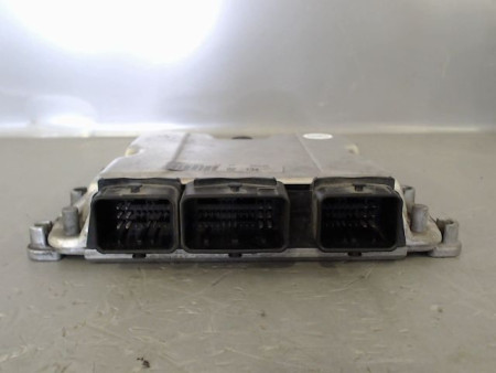 CALCULATEUR MOTEUR PEUGEOT 206