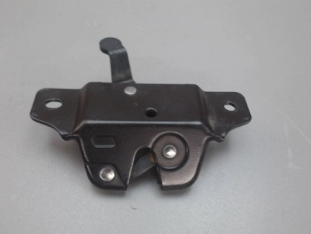 SERRURE HAYON  PEUGEOT 106