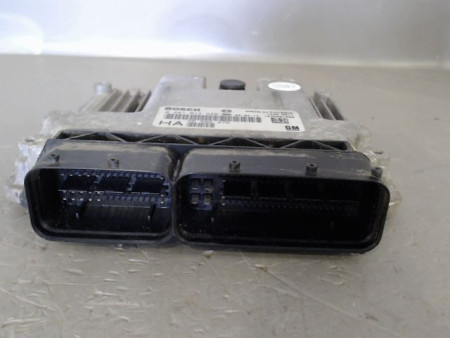 CALCULATEUR MOTEUR OPEL VECTRA