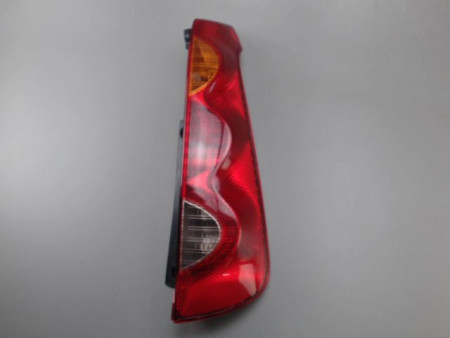 FEU ARRIERE DROIT NISSAN NOTE