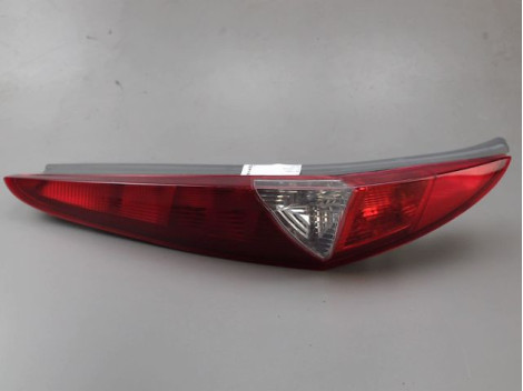 FEU ARRIERE GAUCHE  FIAT PUNTO