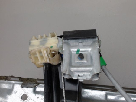 MECANISME LEVE-GLACE AVANT DROIT VOLKSWAGEN POLO