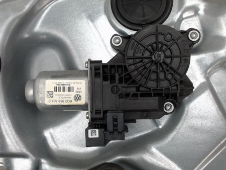 MECANISME LEVE-GLACE AVANT DROIT VOLKSWAGEN POLO