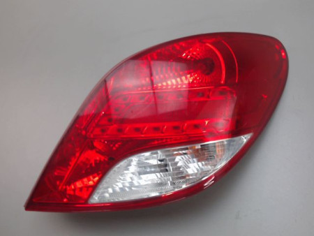 FEU ARRIERE DROIT PEUGEOT 207