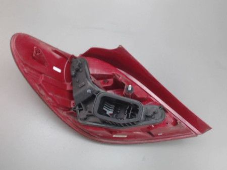 FEU ARRIERE DROIT PEUGEOT 207