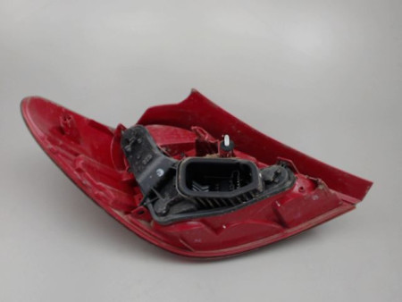 FEU ARRIERE DROIT PEUGEOT 207