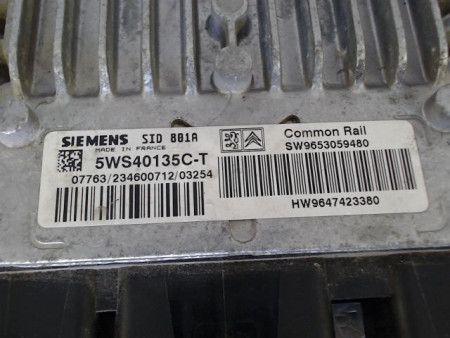 CALCULATEUR MOTEUR CITROEN XSARA