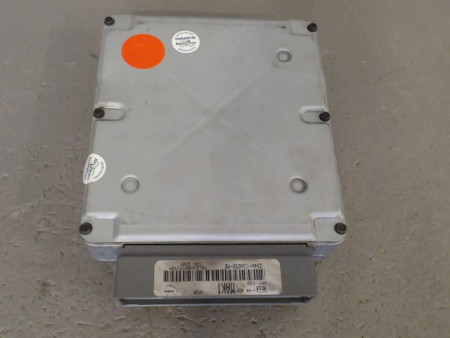 CALCULATEUR MOTEUR FORD FOCUS