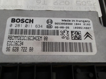 CALCULATEUR MOTEUR RENAULT MEGANE