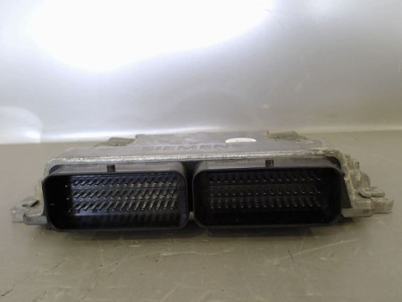 CALCULATEUR MOTEUR RENAULT TWINGO