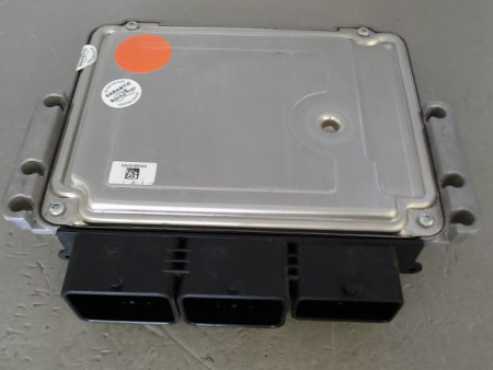 CALCULATEUR MOTEUR PEUGEOT 208