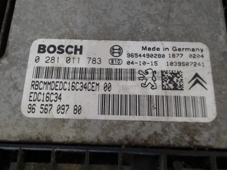 CALCULATEUR MOTEUR PEUGEOT 206