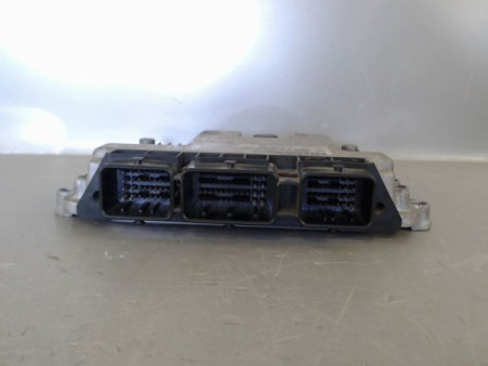 CALCULATEUR MOTEUR PEUGEOT 206