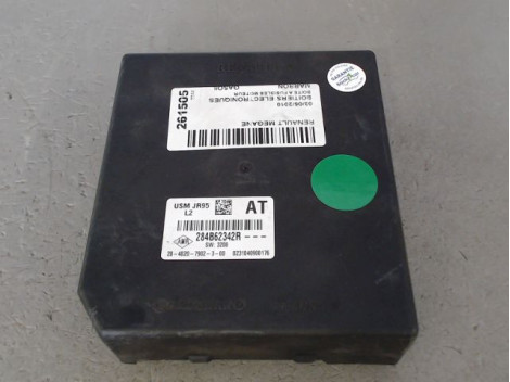 BOITE A FUSIBLES RENAULT MEGANE