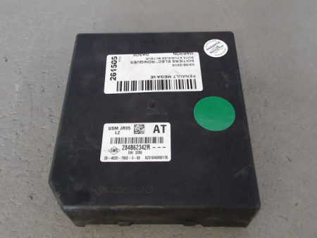 BOITE A FUSIBLES RENAULT MEGANE