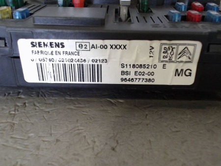 BOITIER GESTION HABITACLE PEUGEOT 206