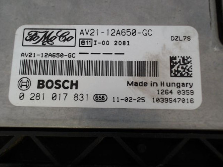 CALCULATEUR MOTEUR FORD FIESTA
