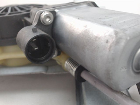 MECANISME LEVE-GLACE AVANT GAUCHE MERCEDES CITAN