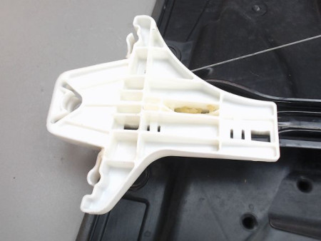MECANISME LEVE-GLACE ARRIERE DROIT VOLKSWAGEN GOLF