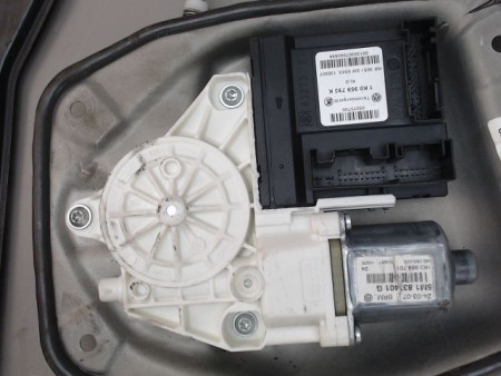 MECANISME LEVE-GLACE AVANT GAUCHE VOLKSWAGEN GOLF