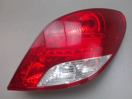 FEU ARRIERE DROIT PEUGEOT 207