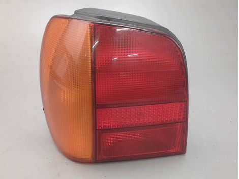 FEU ARRIERE GAUCHE  VOLKSWAGEN POLO