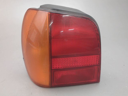 FEU ARRIERE GAUCHE  VOLKSWAGEN POLO
