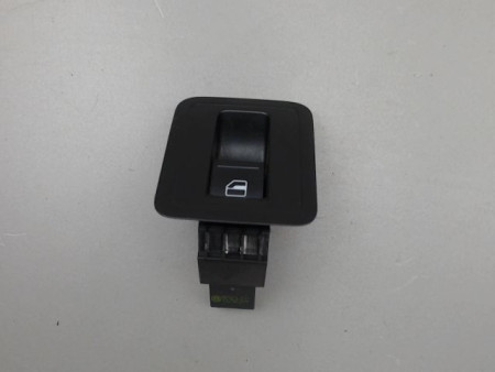 COMMANDE LEVE-GLACE PORTE AVD VOLKSWAGEN POLO