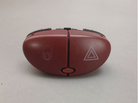 BOUTON DE WARNING PEUGEOT 206