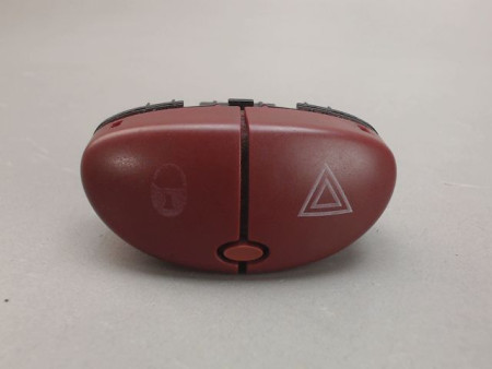 BOUTON DE WARNING PEUGEOT 206
