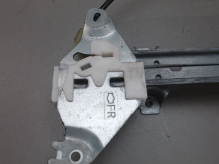 MECANISME LEVE-GLACE ARRIERE DROIT NISSAN QASHQAI