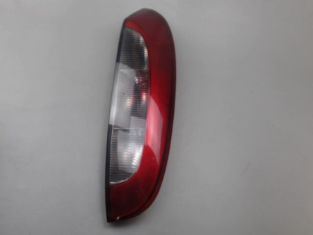 FEU ARRIERE DROIT OPEL CORSA