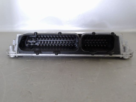 CALCULATEUR MOTEUR VOLKSWAGEN POLO