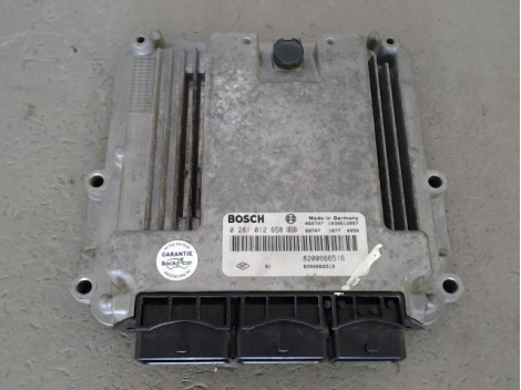CALCULATEUR MOTEUR RENAULT TRAFIC