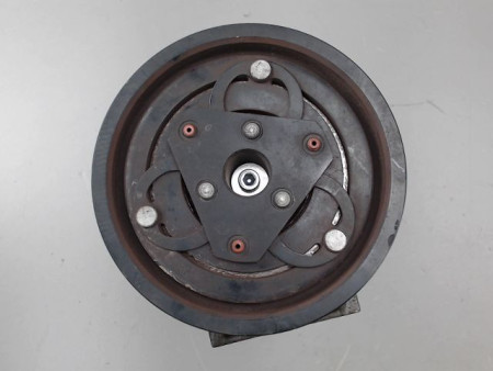 COMPRESSEUR AIR CONDITIONNE DACIA SANDERO